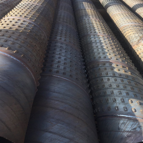 洛阳孔式滤水管的材质选择